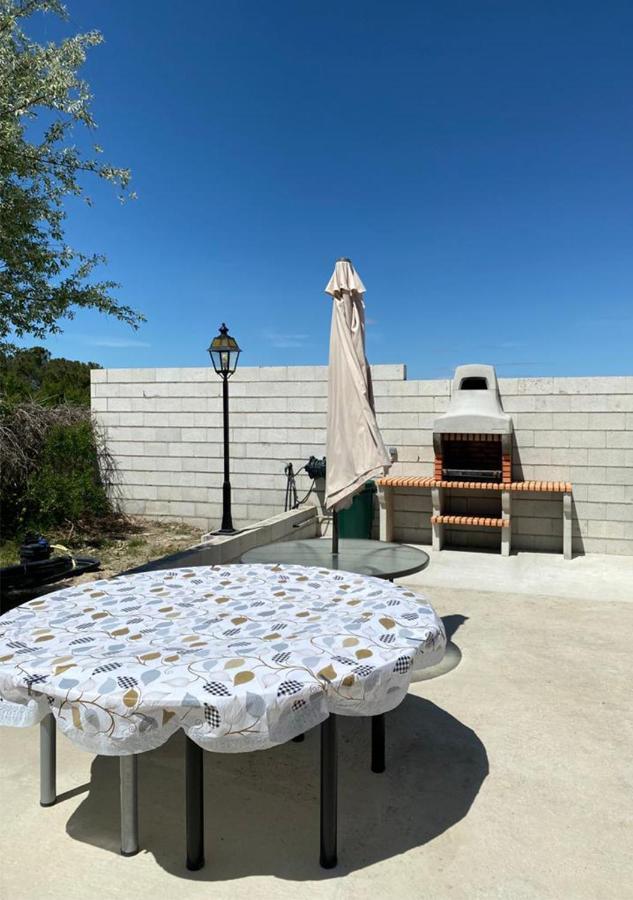 Casa Con Piscina, Villa Alarilla Fuentiduena de Tajo ภายนอก รูปภาพ