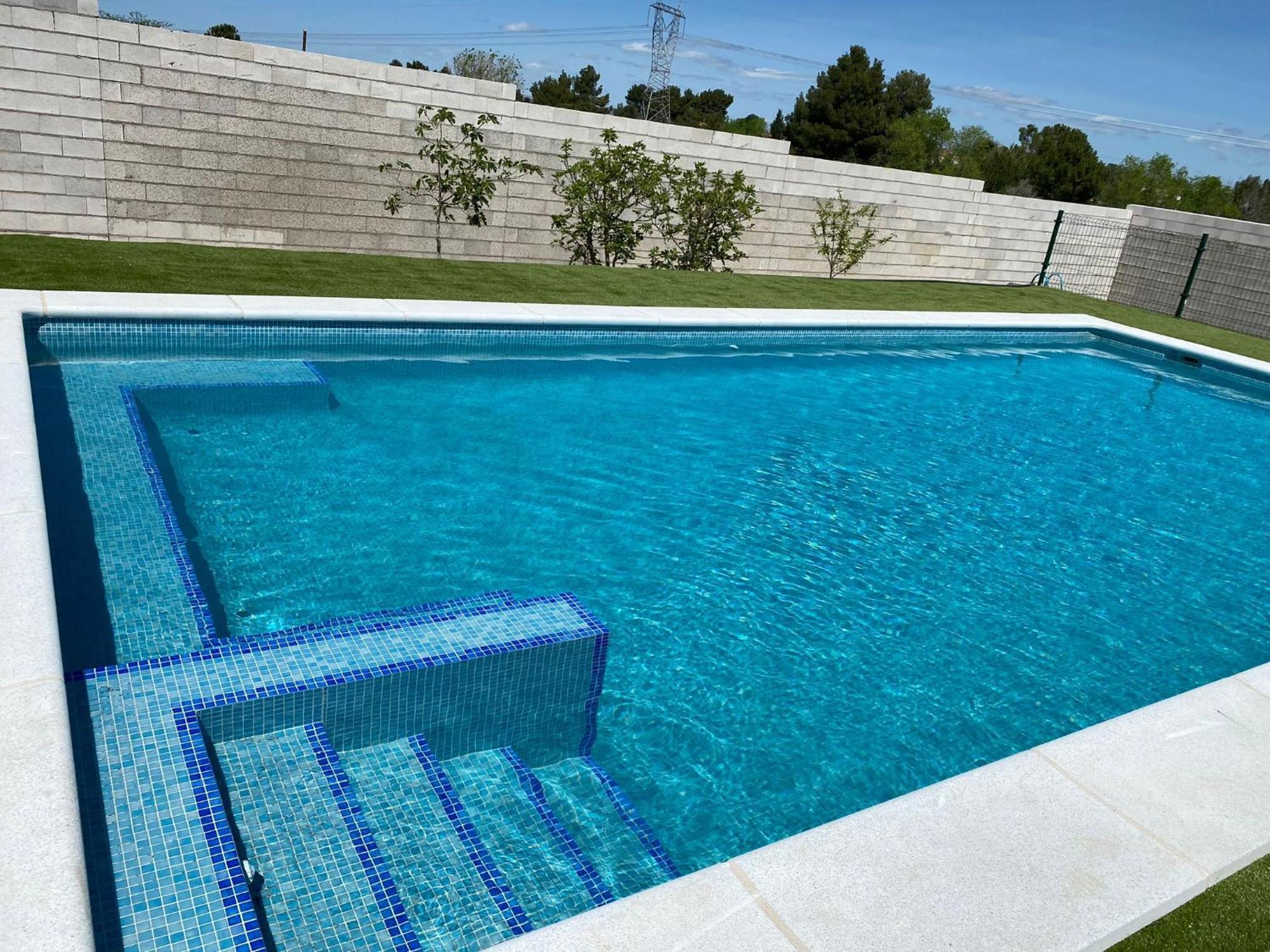 Casa Con Piscina, Villa Alarilla Fuentiduena de Tajo ภายนอก รูปภาพ
